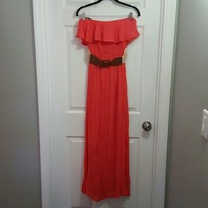 ⬇️Coral linen dress